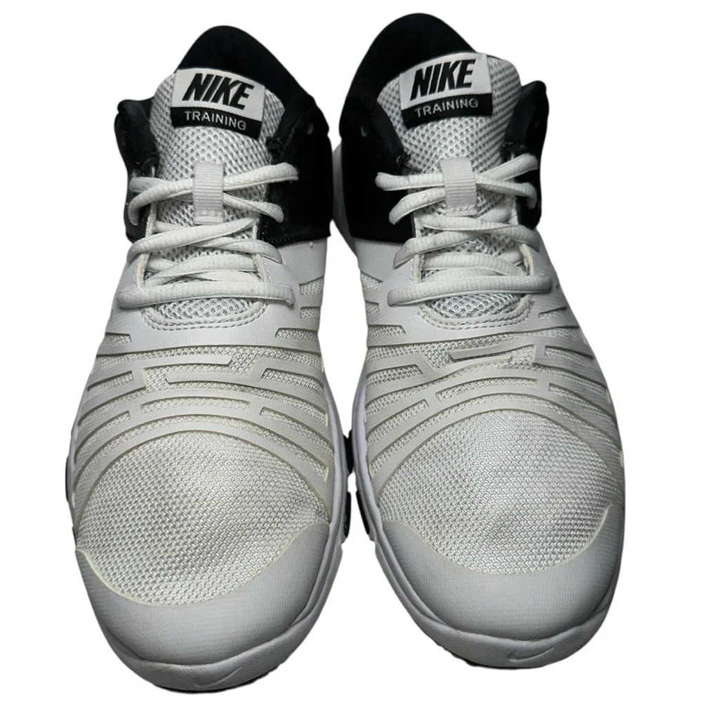 NIKE Boy’s Size 6.5 White Black Flex Show Training Shoes Sneakers